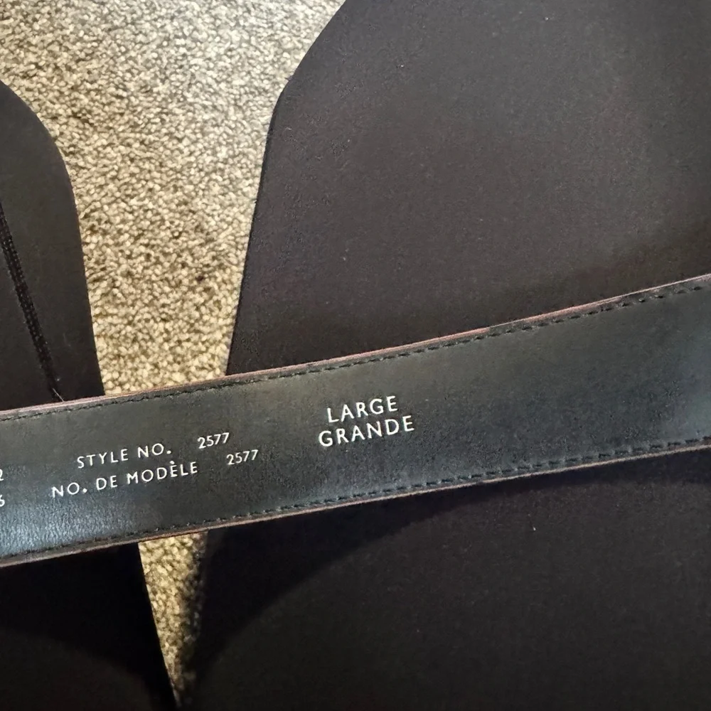 Liz Claiborne Rich Brown Leather Belt